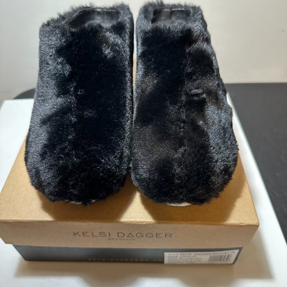 Fur Clogs - Picture 4 of 6
